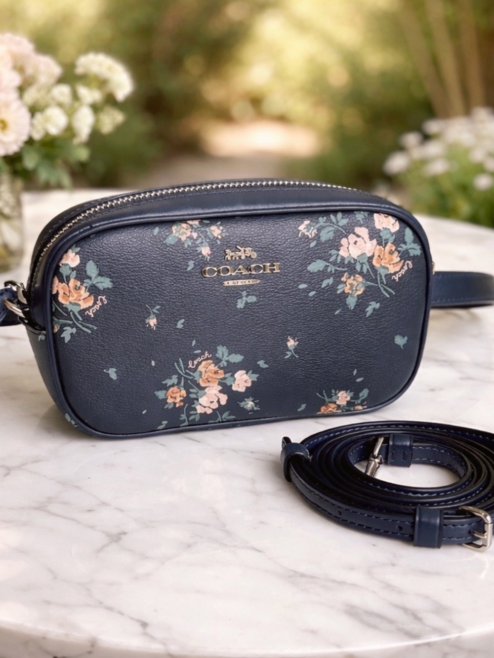 Coach Belt Bag Convertible Crossbody Bag With Rose Bouquet Print EUC - Picture 7 of 7